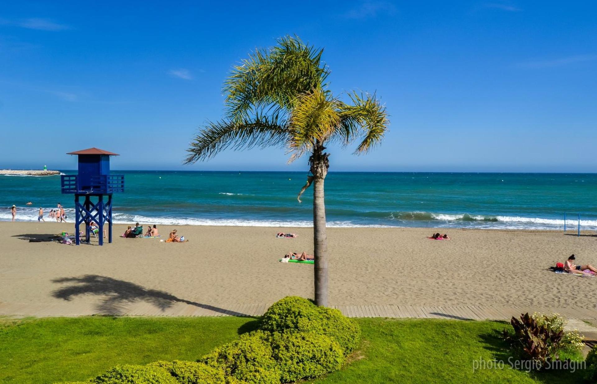 Apartamentos Los Cisnes - 2º Linea De Playa - Perfecta Ubicacion بينالماذينا المظهر الخارجي الصورة