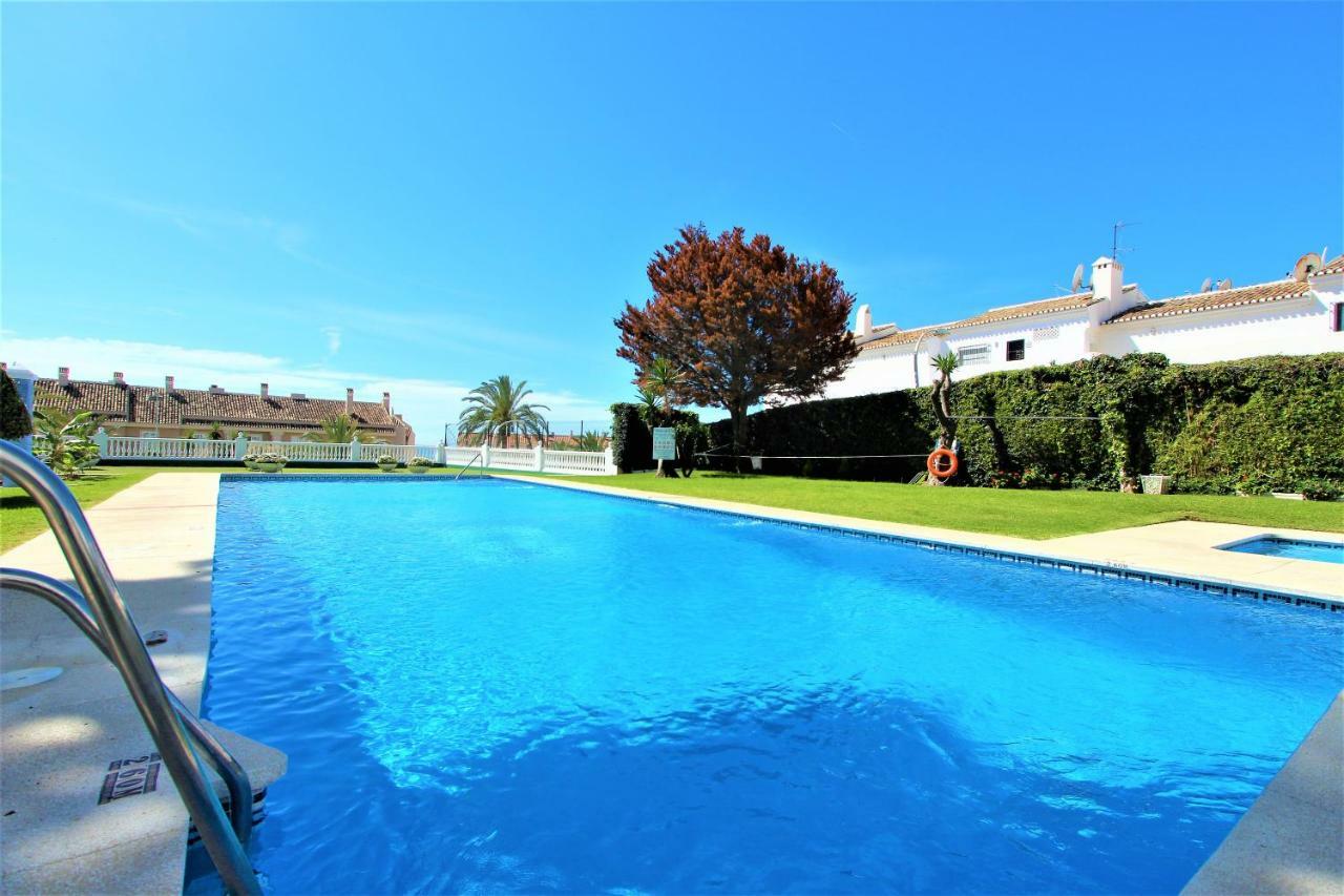 Apartamentos Los Cisnes - 2º Linea De Playa - Perfecta Ubicacion بينالماذينا المظهر الخارجي الصورة